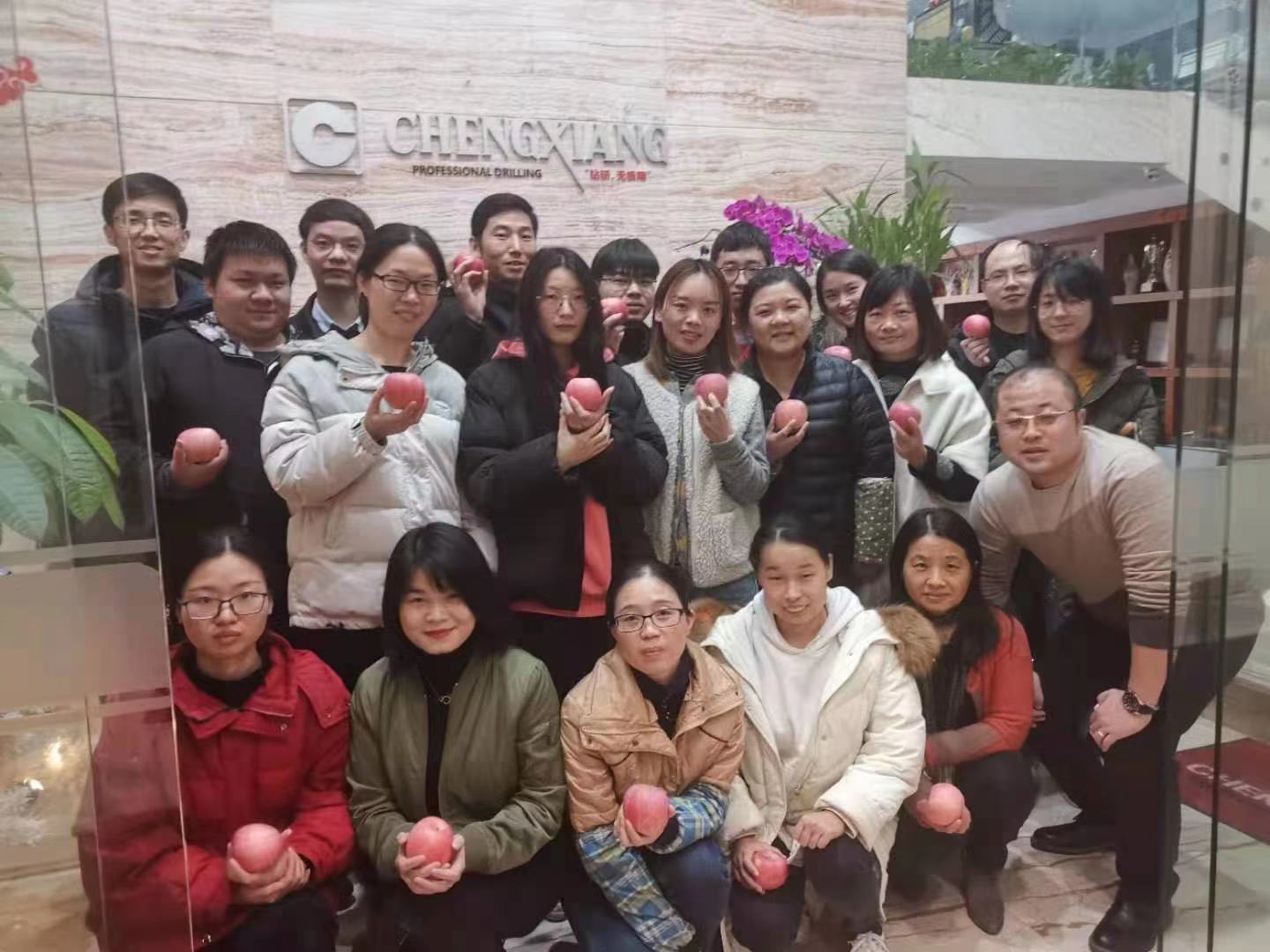 風勁帆滿圖新志，砥礪奮進正此時